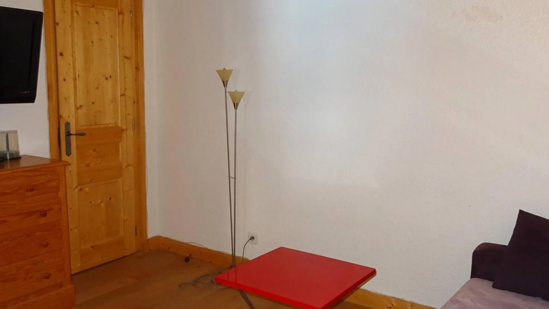 Duplex 4 Pieces, 8 Pers, Confortable, Rue Du Centre, Garage, Plein Sud - Fr-1-802-95 Les Gets France