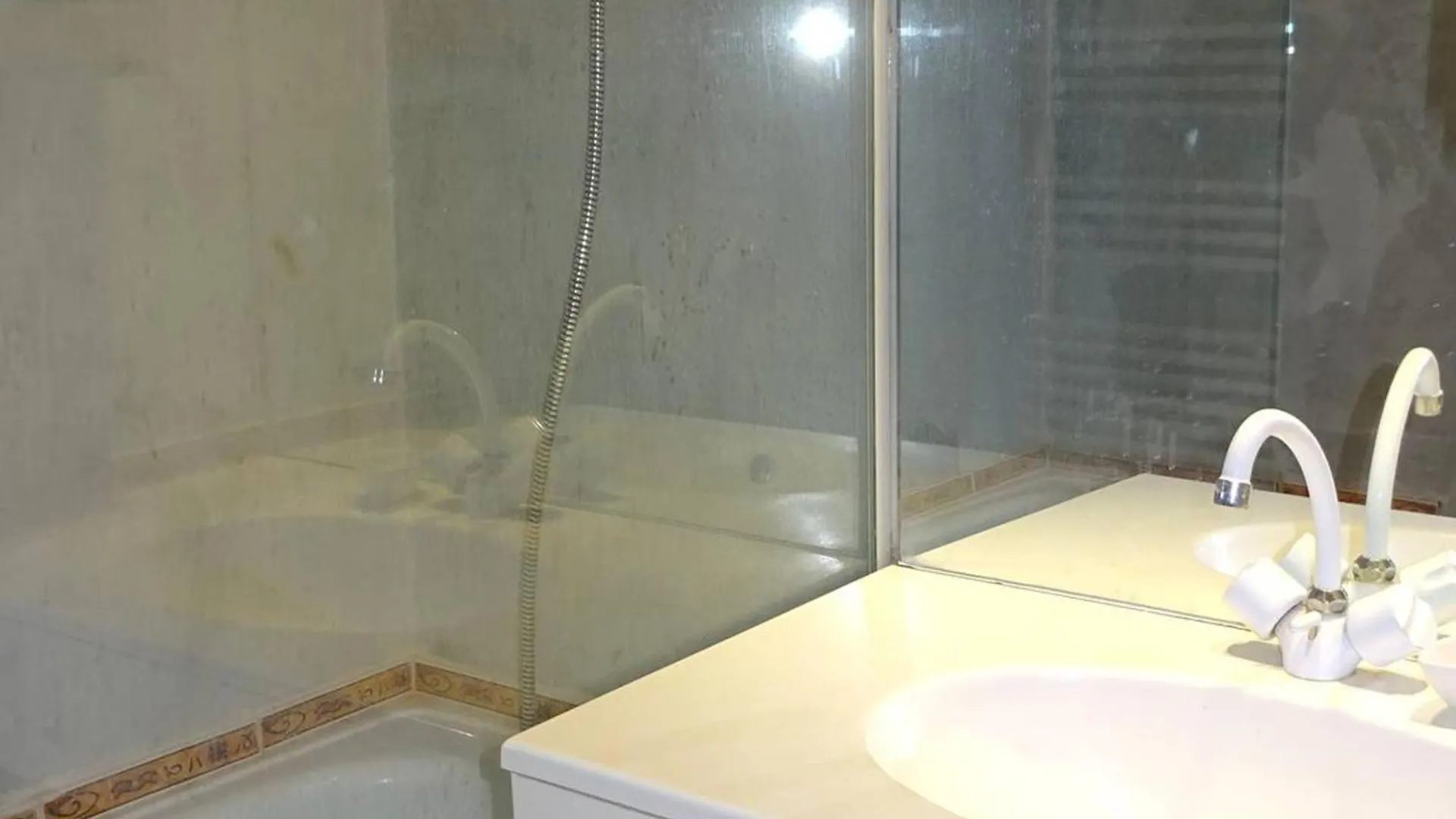 Duplex 4 Pieces, 8 Pers, Confortable, Rue Du Centre, Garage, Plein Sud - Fr-1-802-95 Les Gets France